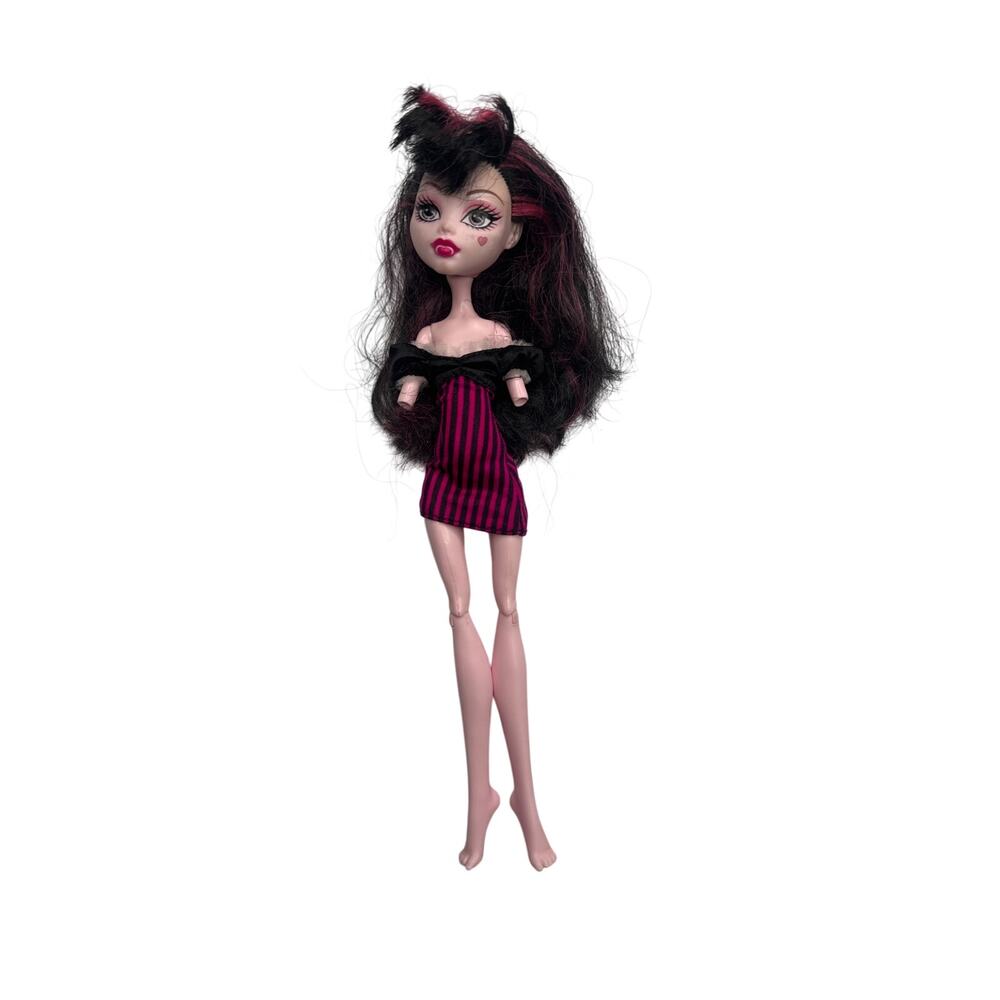 Monster High Draculaura Doll Mattel 2008 Black Pink Hair Dress Parts OOAK Repair